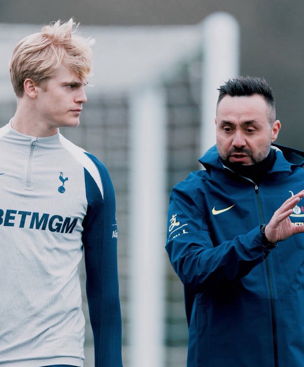 SiavoushF's tweet image. The world isn’t ready