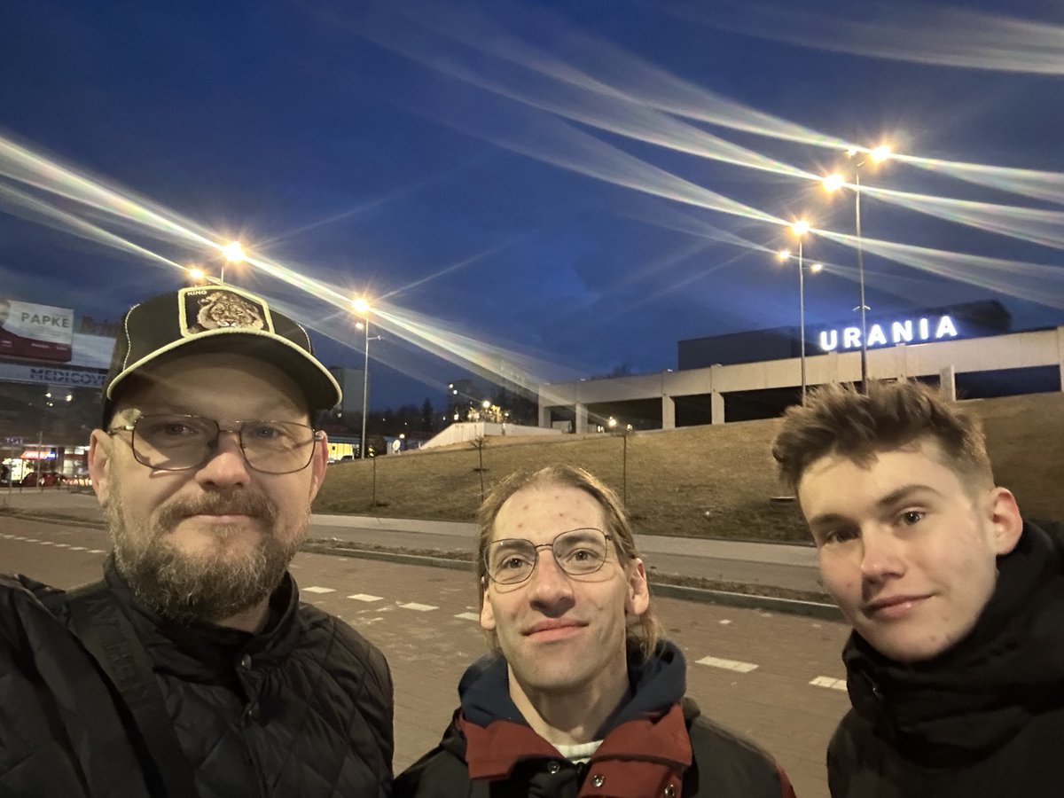 KMOlsztyn's tweet photo. Kolejny udany dzień zbiórki podpisów z Tomaszem Majsterkiem! 💪🏻
Działamy dwutorowo:
✅ Stop industrializacji Gietrzwałdu! ⛪️
✅ Likwidacja inwigilacji #StopKSeF! 💼
Spotkaliśmy wielu przedsiębiorców – mają dość biurokracji i kontroli każdego ruchu. Ich postulat? 👇🏻 https://t.co/G30WQqfkKH