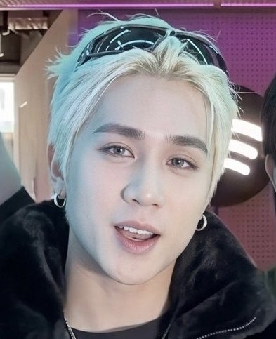 jahzra (shey) 🧛💪 tweet media