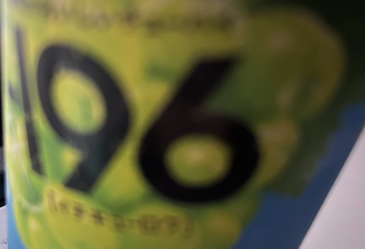 ななせ tweet media