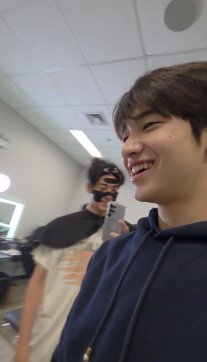 หมิวหมิว✨️ tweet media