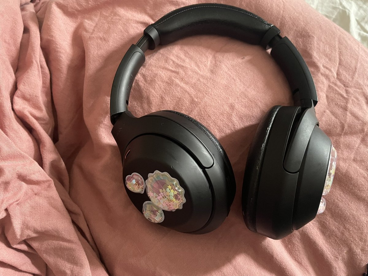 positive a la came tweet media