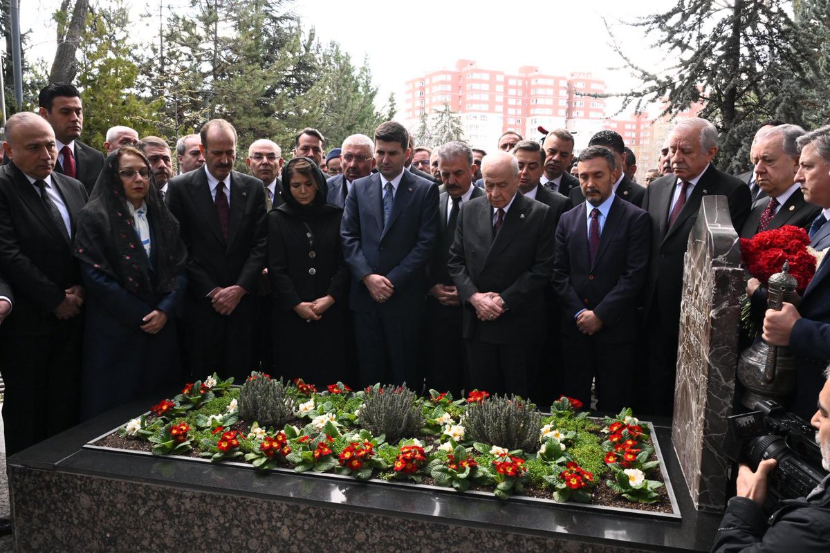 Özgür Bayraktar tweet media