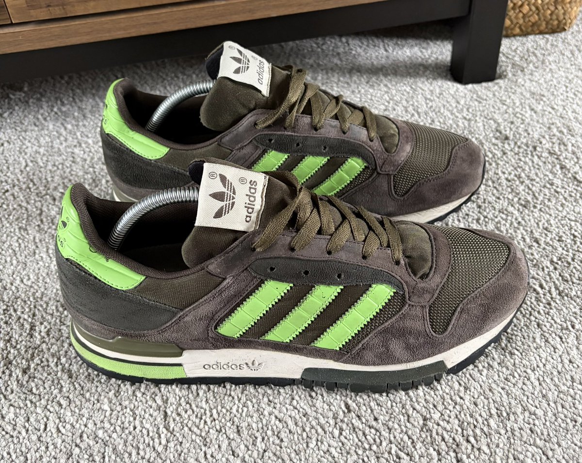 Thestoneislander tweet media