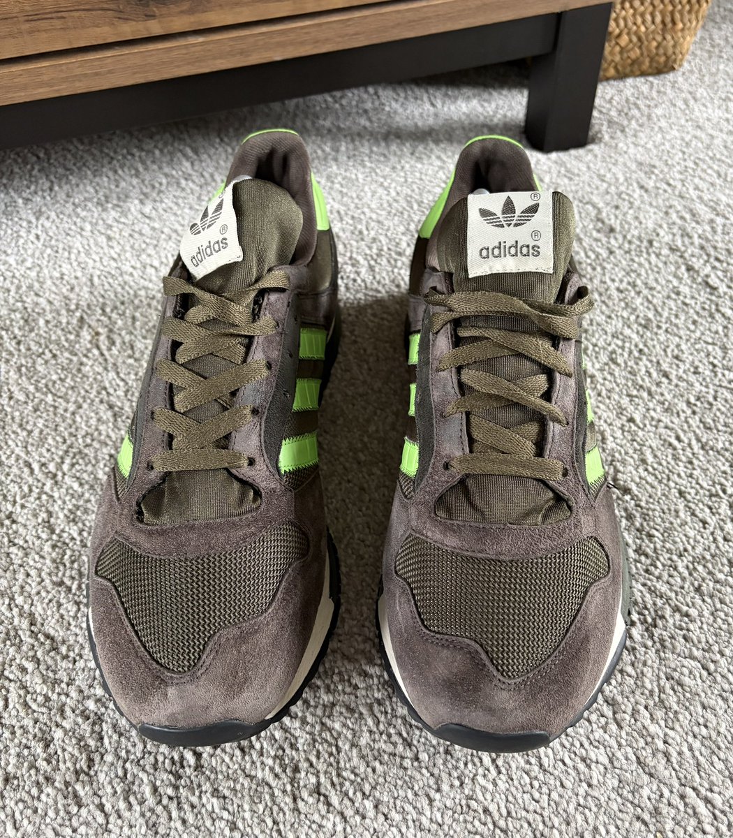 Thestoneislander tweet media