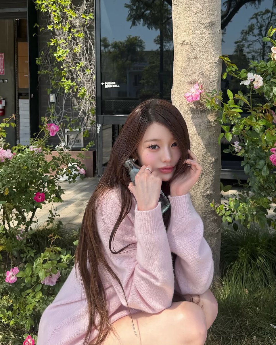 wonyoung pics tweet media