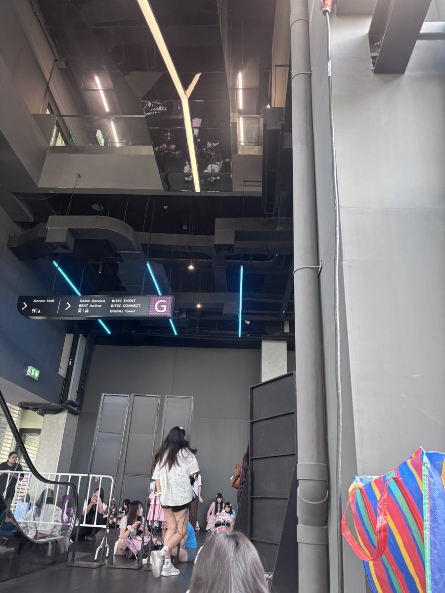 พอรอเอ๊ tweet media