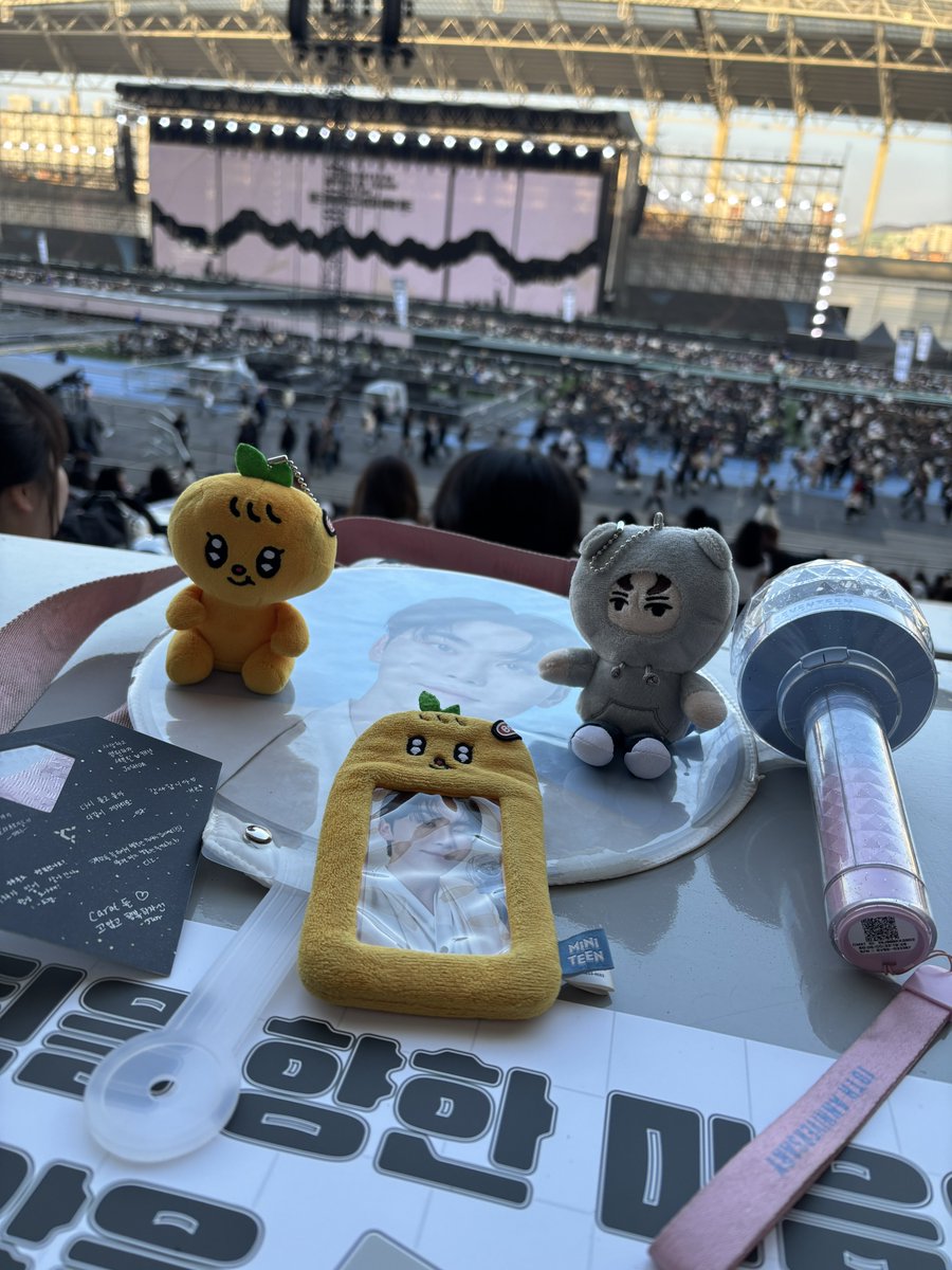 BooForYouKR tweet media