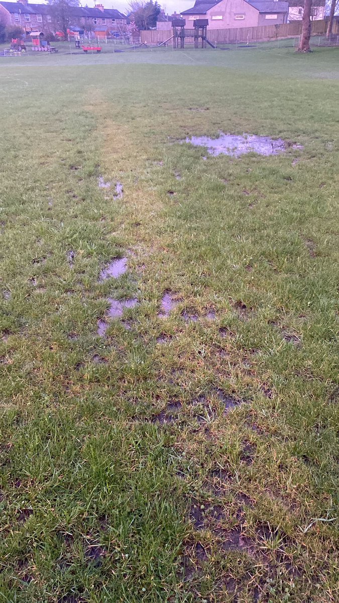 WestmorlandFL's tweet photo. POSTPONED!

@EndmoorKGRFC v @WetheriggsUtdFC is off due to a waterlogged pitch https://t.co/Mwt68rWxyR