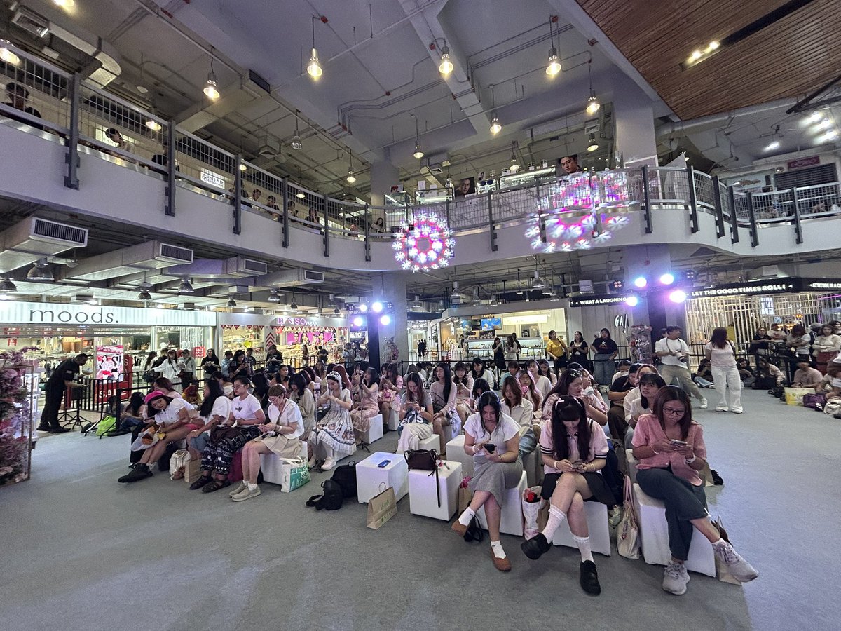 Vivite Thailand tweet media