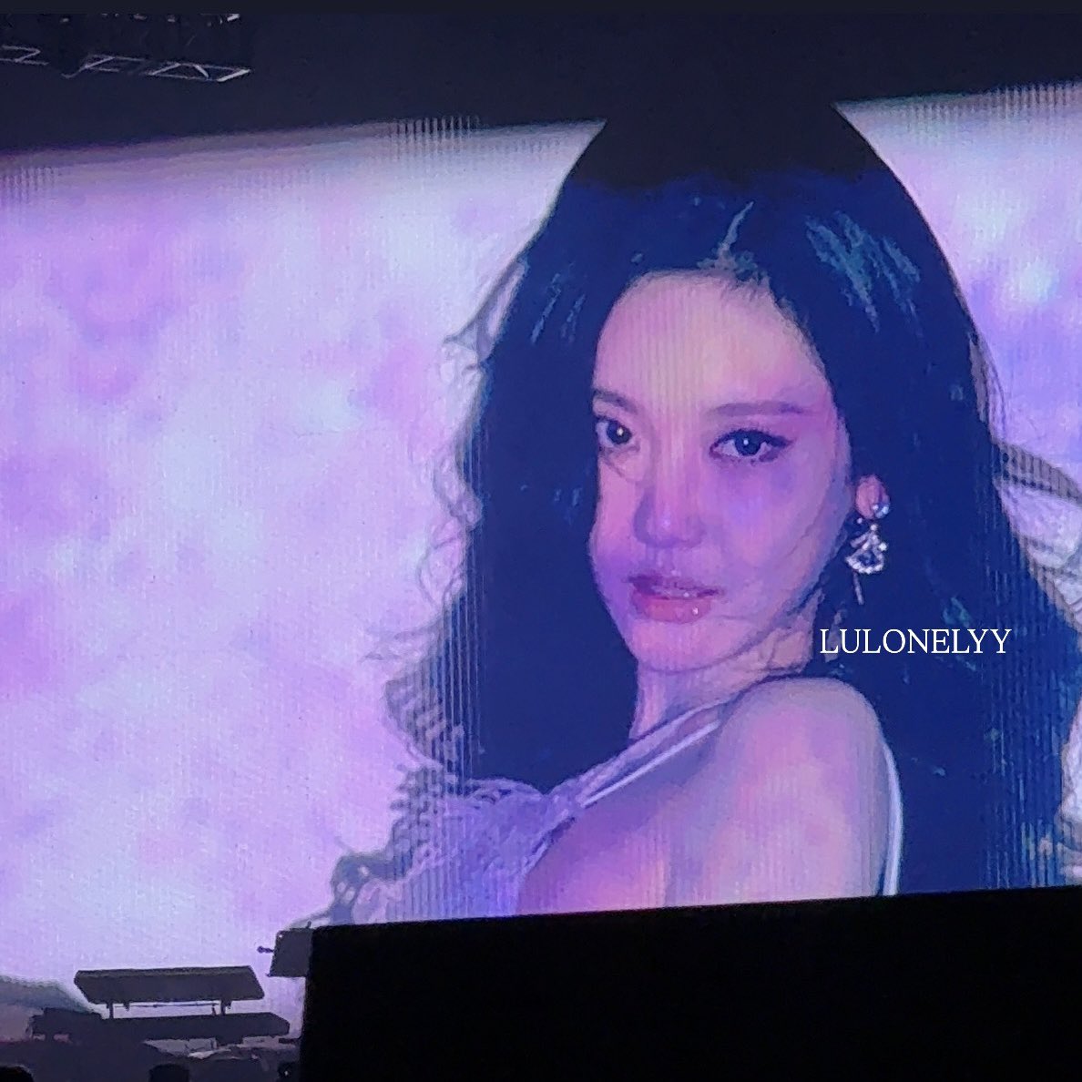 lulonelyy's tweet photo. NINGNING solo stage made everyone go crazyyy
#aespa_SYNK_aeXISLINEinJKT
#aespa_SYNK_aeXISLINE_JAKARTA #aespa https://t.co/G4c8qp4gbO