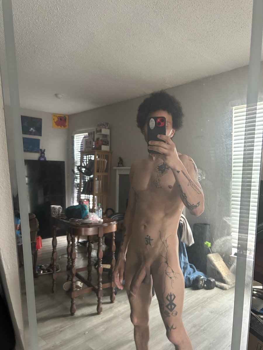 Lonnie Blaze tweet media