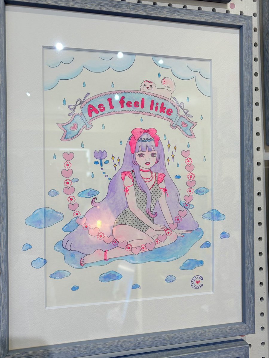 takeichika's tweet photo. 個展で展示した新作作品をこれから毎日一つづつご紹介します。今日の作品は「As I feel like」。個展のテーマでもあるこちらのタイトル、しばりを作らず感じるままに描いていこうと思って浮かんだ言葉です。久々に紙に鉛筆で一から描き出した時、昔落書きをしていた頃の楽しい気持ちになりました。 https://t.co/1V9LnpaUaO