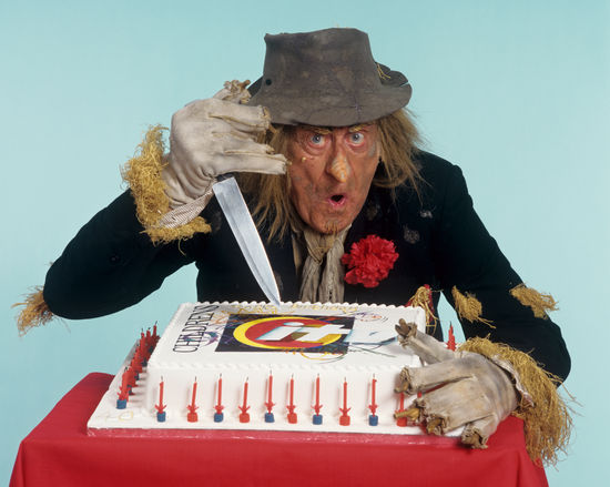 CeeChampion's tweet photo. How amazing are these pics! 
Only found them last week.
🎂 #WorzelGummidge
#Citv https://t.co/fkcrqtM5VR