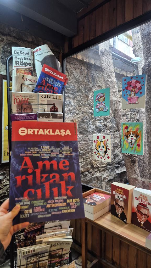 Kadıköy NHKM Kitabevi tweet media
