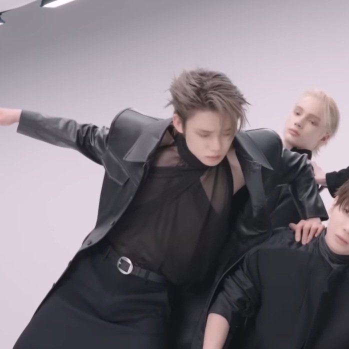 .𖥔 ݁ ˖𝐘𝐞𝐨𝐮𝐥⭒*. +×+ ⁷ᵗʰ ʸᵉᵃʳ ᵒⁿ ᵃᵖʳⁱˡ ¹³ᵗʰ tweet media