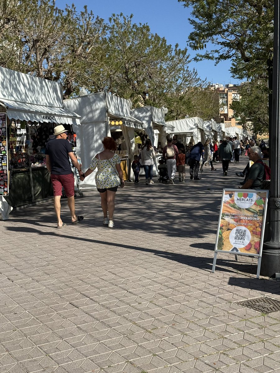 Mercats de Tarragona tweet media
