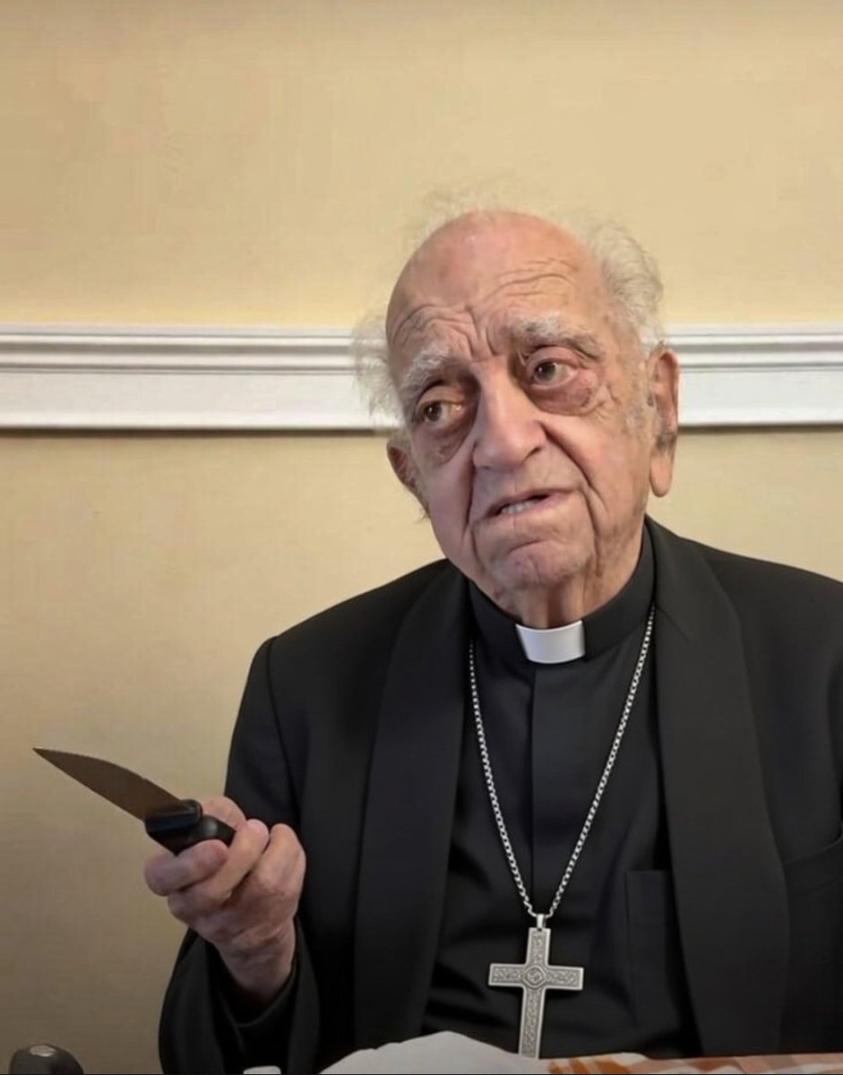 Gracecode🇺🇬🇷🇼 tweet media