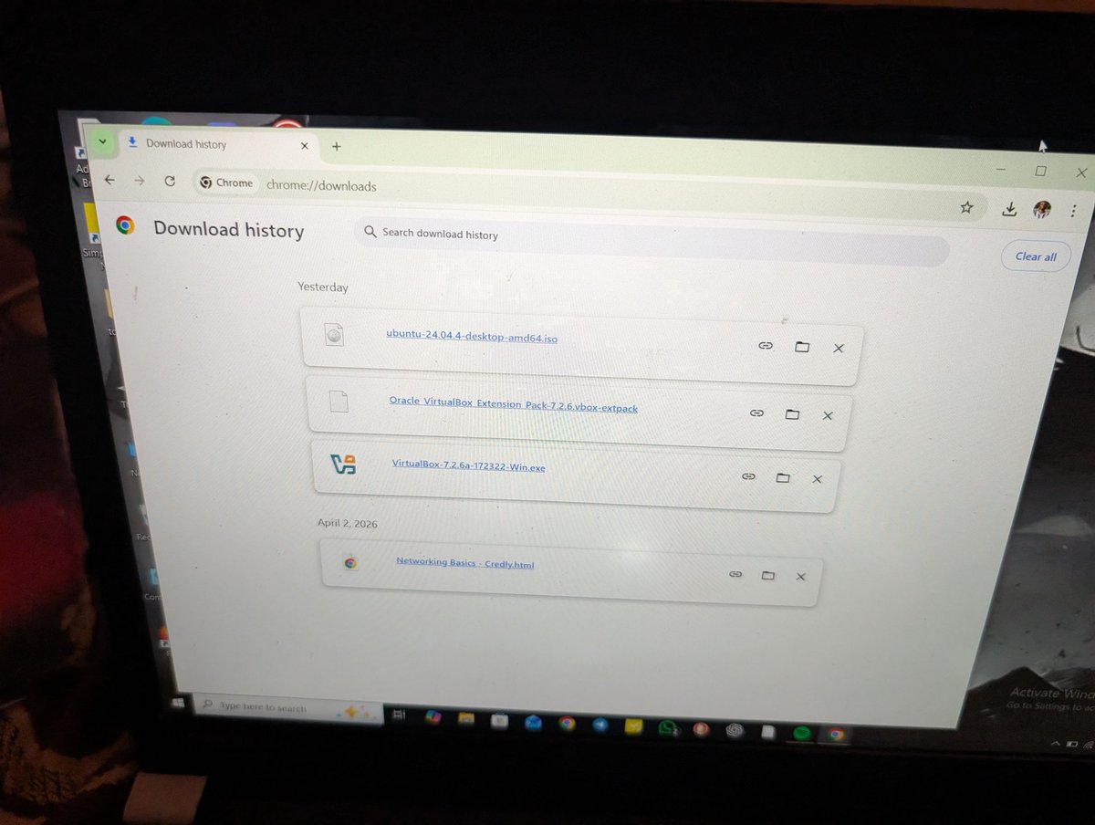 AbdulmuminIysah's tweet photo. Stack is downloaded. 📥 Ready to build.

​✅ Oracle VirtualBox &amp; VMware installed.

✅ Ubuntu 24.04 ISO ready for deployment.

✅ Cisco networking modules in progress.

#LearningCynersecurity #InfoSec #Linux #Cisco #TechStudent https://t.co/UayGXzrjT7