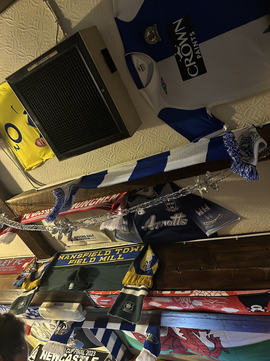 Bobbi Huyton tweet media