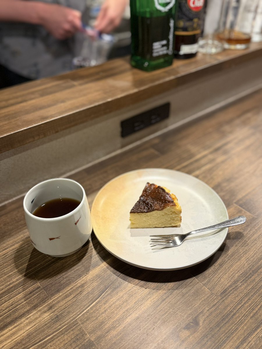 Okapon0913V2eg's tweet photo. @OpalliosCoffee  エチオピアとバスクチーズケーキ https://t.co/RUdE9FHL4N