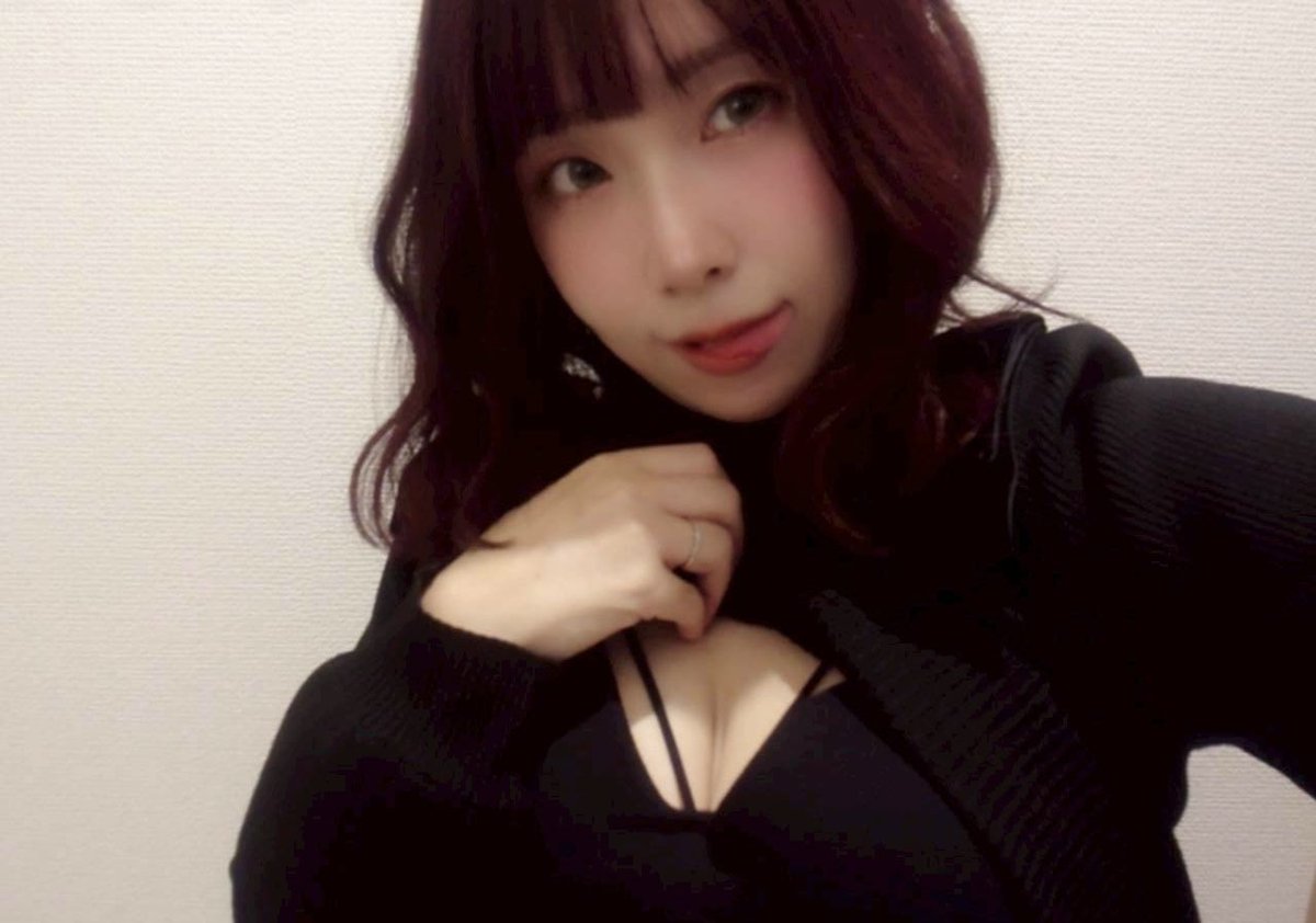 sea_world6438's tweet photo. 30日は彼女と映画デートして夜は飲んでからホテルでイチャイチャしました😆
彼女の身体はいつ見てもフル勃起しちゃいます♡
今回のデート、彼女はパールパンツだったのはここだけの内緒🤭
早くえっちな男性に抱かれてほしいな〜笑
彼氏の希望としては、痴漢からのトイレで強引に襲ってほしいです😁 https://t.co/vrM8B3zMLC