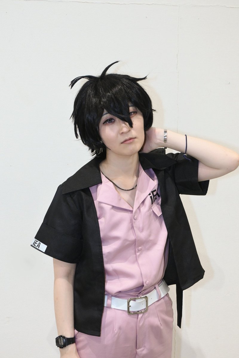 ⚠コスプレ、装飾品一部なし
☁誕生日おめでとう🎉🎊💐
18✈️始めたきっかけは彼のビジュに一目惚れしたからでした！
結果ハマったのできっかけをくれた彼に感謝✨
色々改善点も多いからまたコスしたい！
載せてなかったお写真載せてお祝い👏
📷 <a href="/nico_rom_/">ロン@こみせ通り</a>