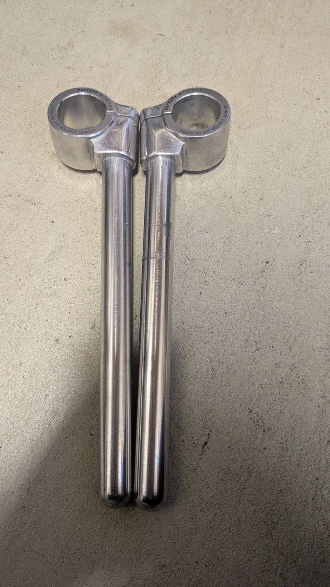 ヨン(SR400，Vtwinマグナlove) tweet media