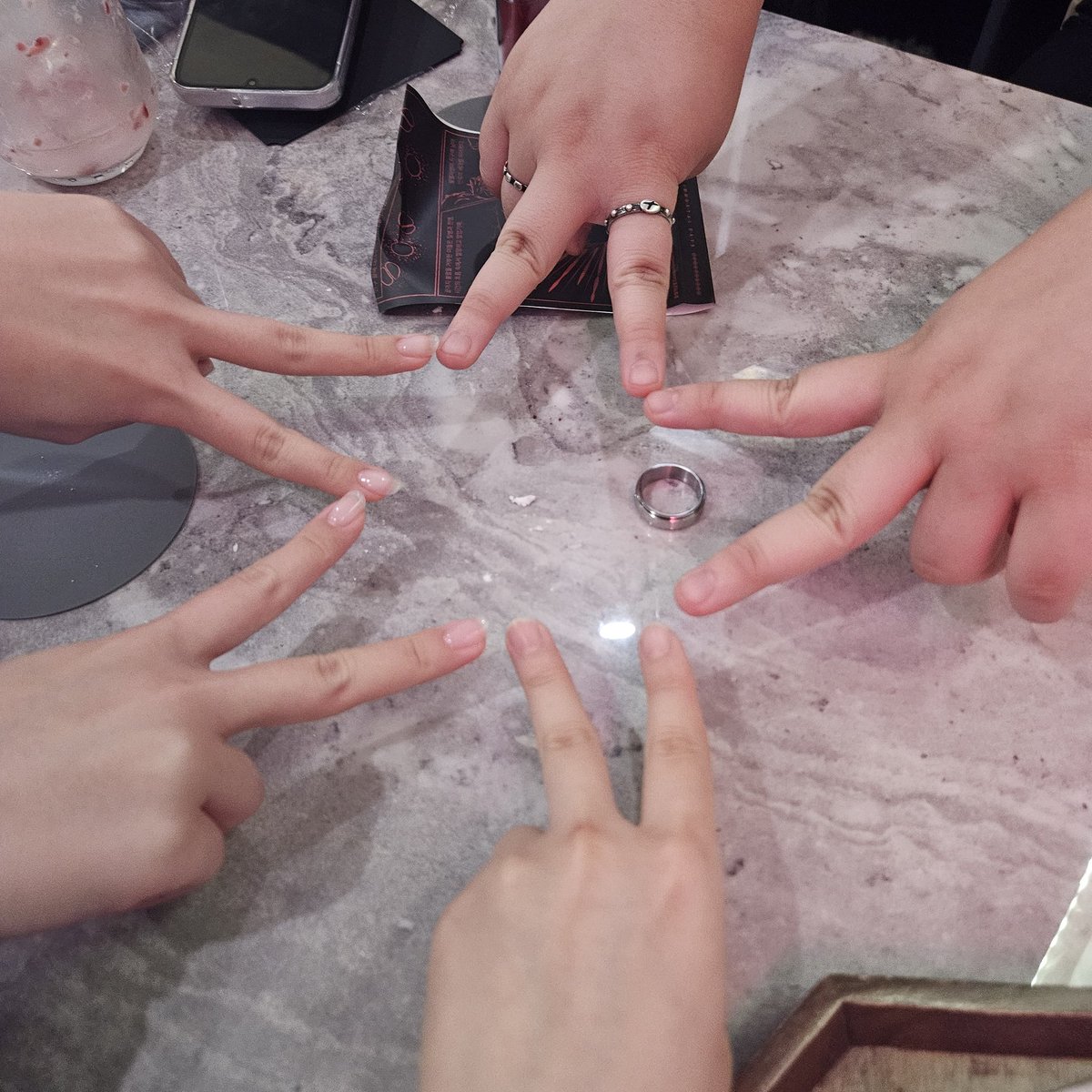 datteu_kanos's tweet photo. 트친두리랑 오프하기 미션 클리어 https://t.co/dUWX2HG3YK