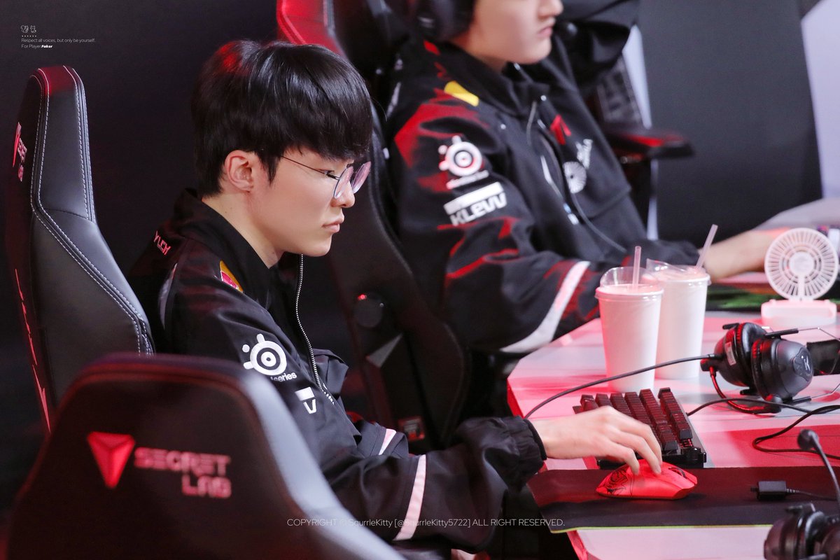 SquirrleKitty tweet media