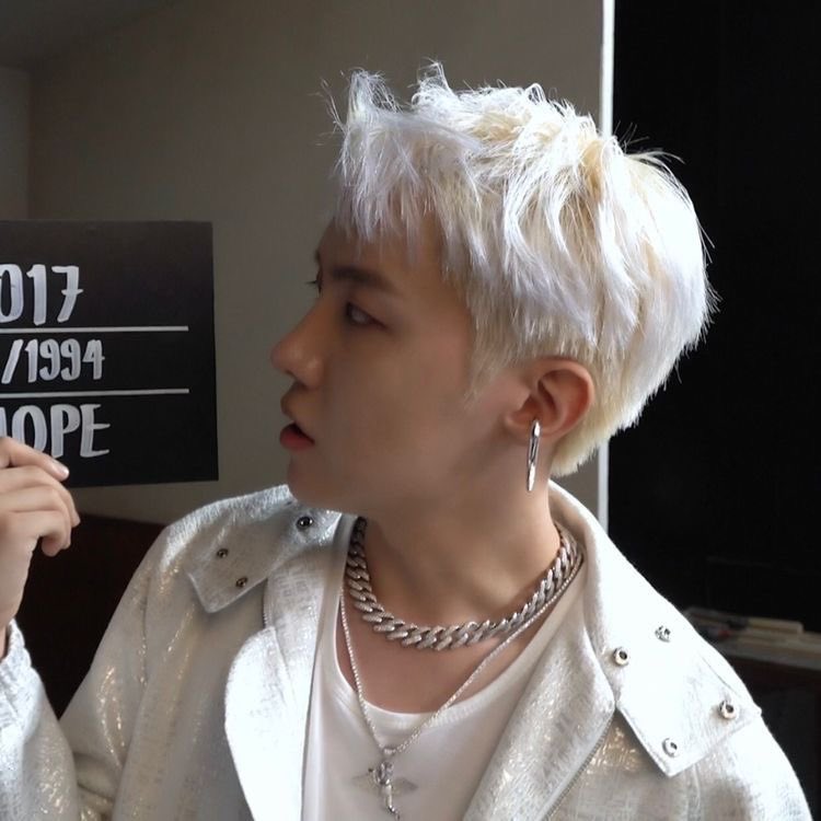 blade⁷ (my account stolen) tweet media