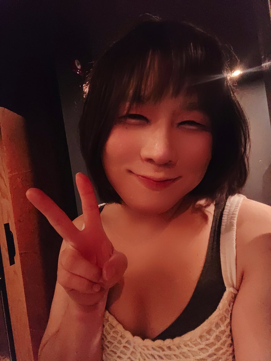 bit2222ch's tweet photo. 살아있어요.....

생존신고... 😆 https://t.co/7o2xl9lO8l