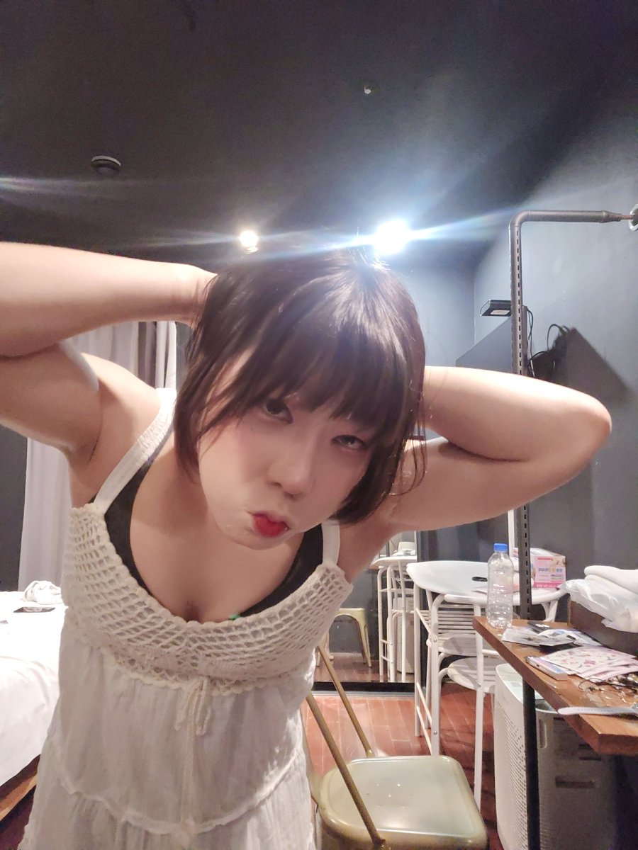 bit2222ch's tweet photo. 살아있어요.....

생존신고... 😆 https://t.co/7o2xl9lO8l