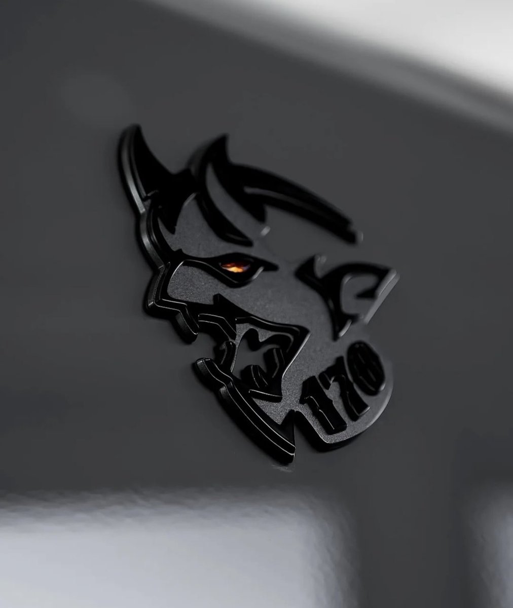 proxy ///AMG tweet media