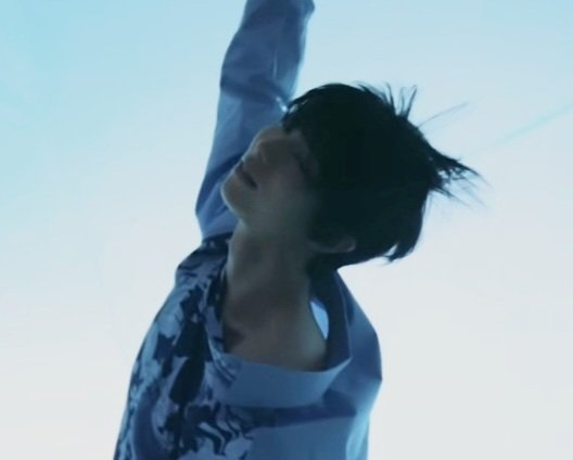 I think we all moved too fast from this... 🫠

#YuzuruHanyu #羽生結弦