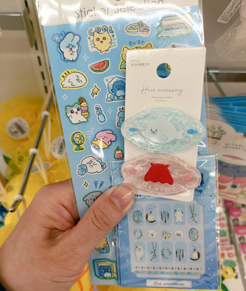 chibihyokomama tweet media