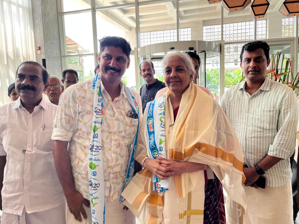 Nirmala Sitharaman Office tweet media