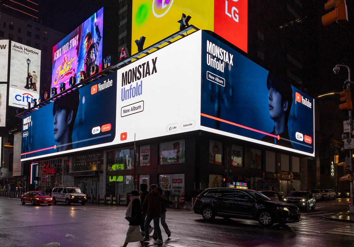 Huge thanks to <a href="/youtubemusic/">YouTube Music</a> for supporting our new album ‘Unfold’ in Times Square 🎉
You can listen to ‘Unfold’ now on #YouTubeMusic

#몬스타엑스 #Unfold #언폴드
#MONSTAX #MONSTA_X