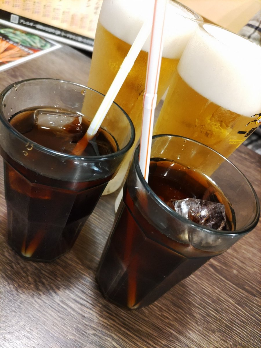 hapukanofficial's tweet photo. 久しぶりの鳥🐔会です！！雨なのに
混んでますねぇ。 https://t.co/NW7mkykUK2