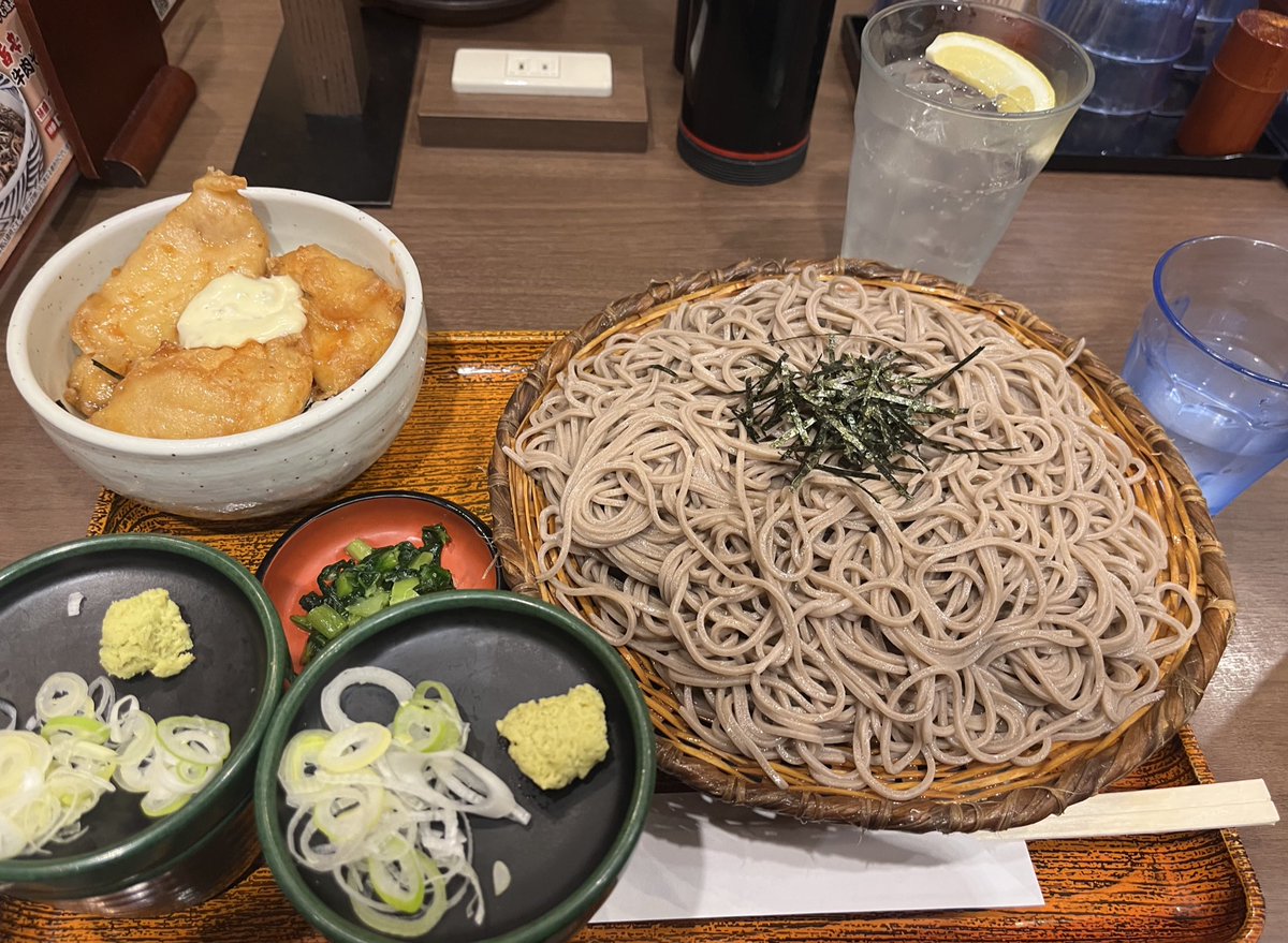 ゆすけ tweet media