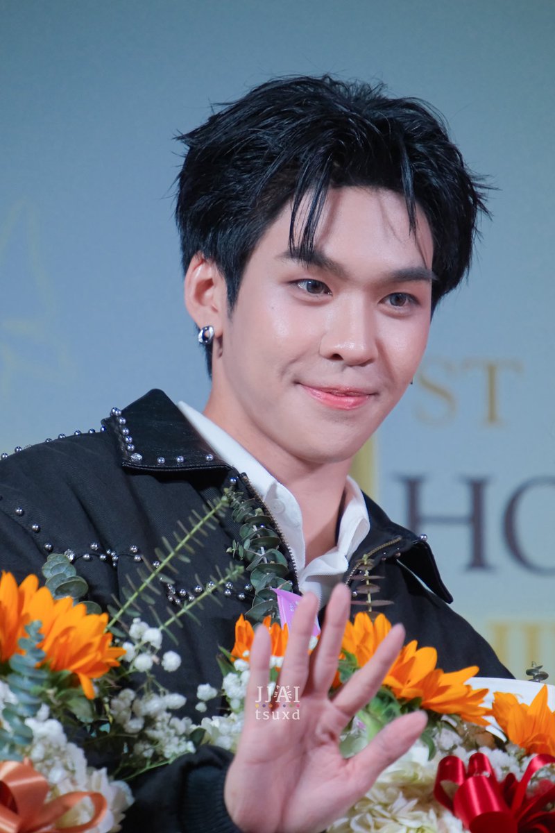 ⋆˚࿔ 𝐄𝐥𝐥𝐞𝐧 ૮₍ ⚆ᴥ⚆₎ა 𝜗𝜚˚⋆✮ tweet media