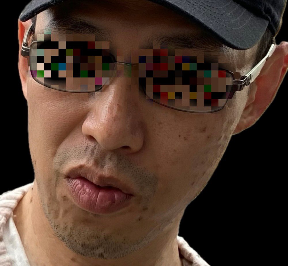 YOURaqqa tweet media