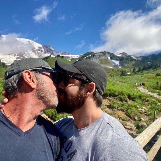 olive °❀⋆.ೃ࿔*:･ tweet media