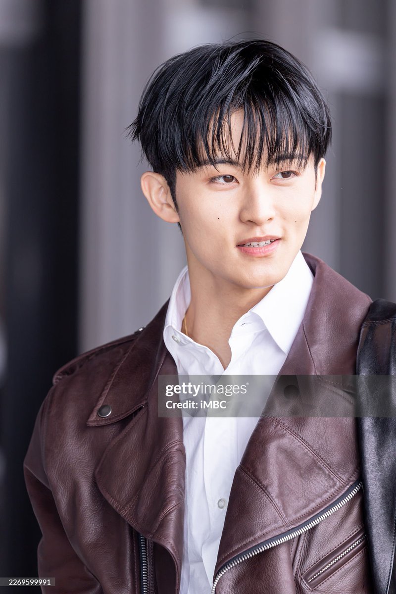 ON || NCT MENFESS tweet media