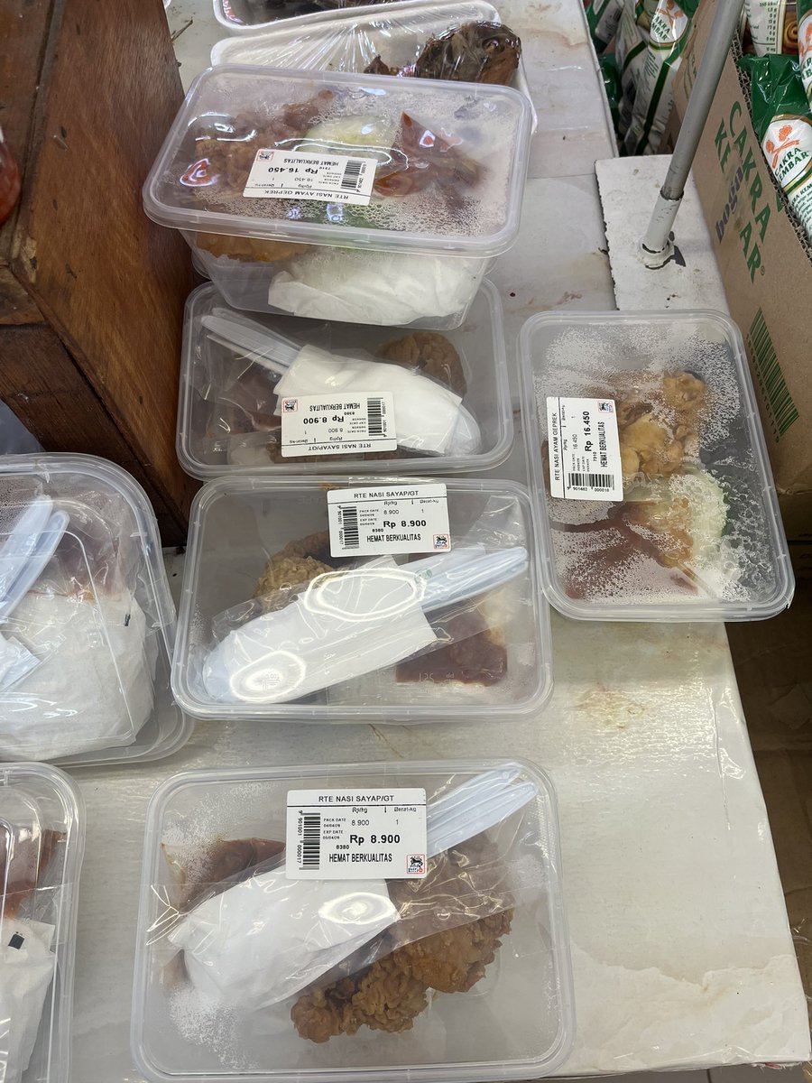 awan☆ | dientot magang! tweet media