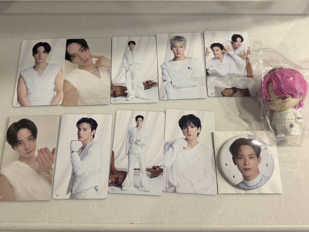 ももも tweet media