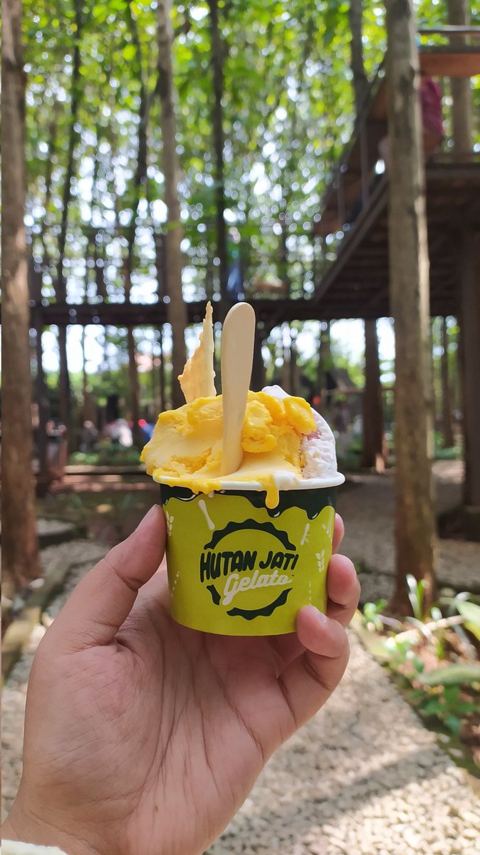 citricsweet's tweet photo. katanya tempat ngehits di purwakarta 😗 #hutanjaticafe https://t.co/iRqyRSKJYi