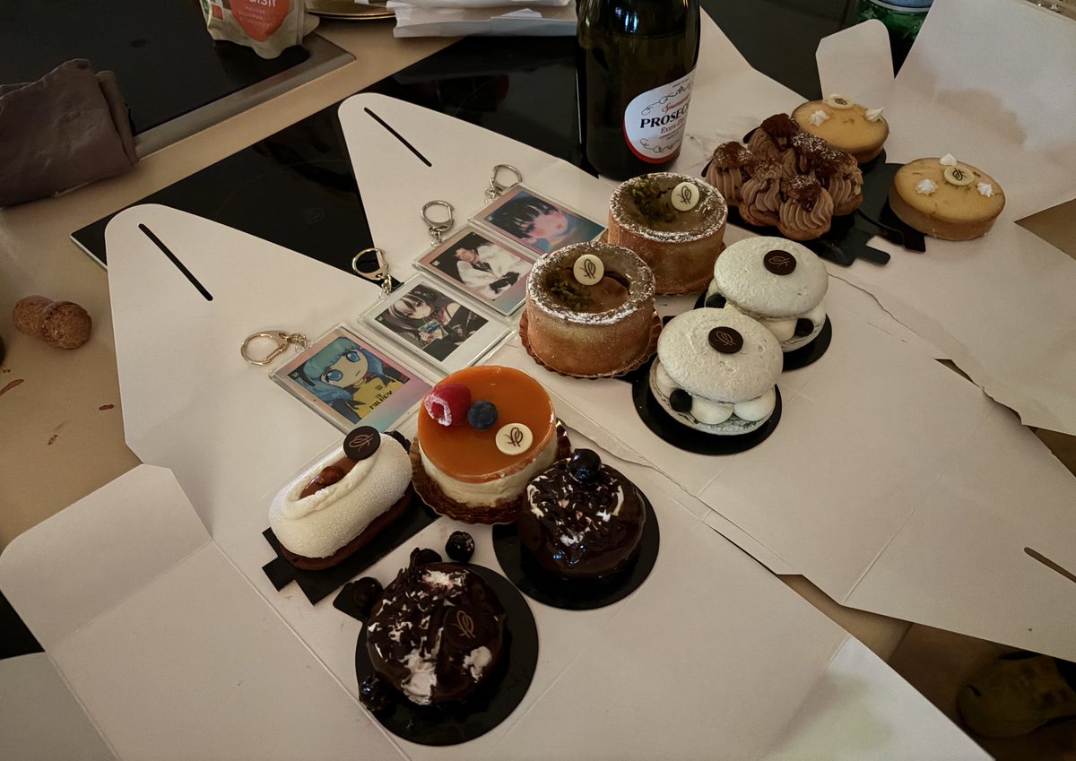 CAPRISUN tweet media