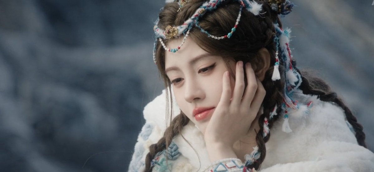 hazarwaell tweet media