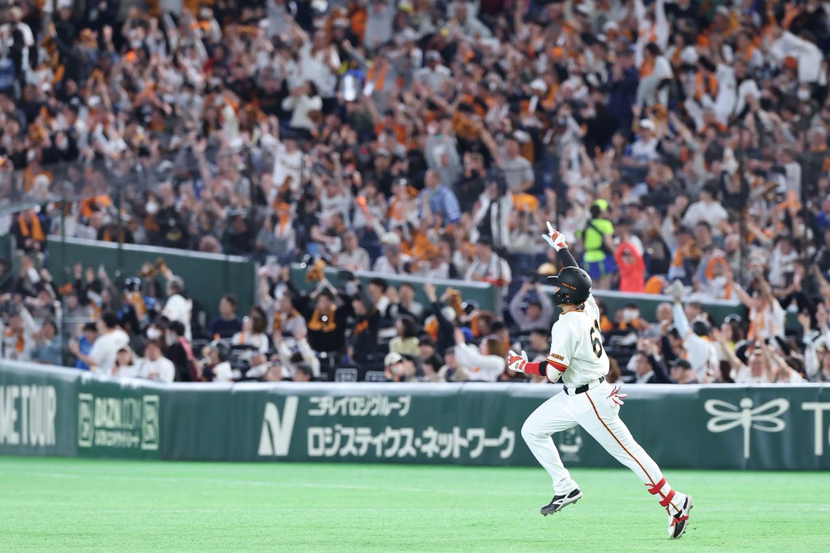 読売巨人軍（ジャイアンツ） tweet media
